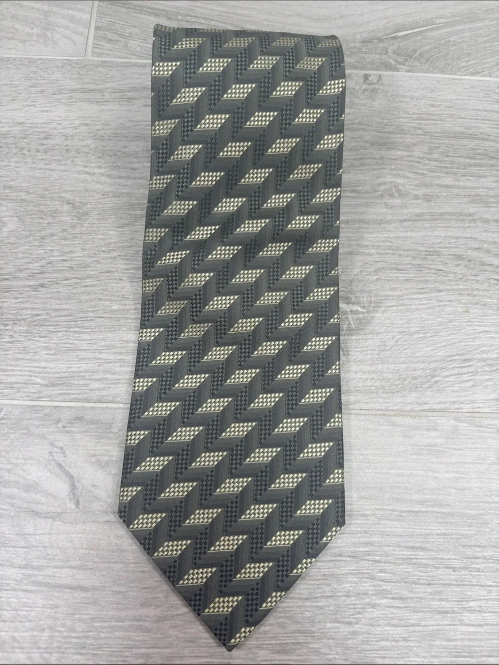 Valerio Garati Silk Tie Geometric 3D Optical Illusion Gray Khaki Gold Handmade